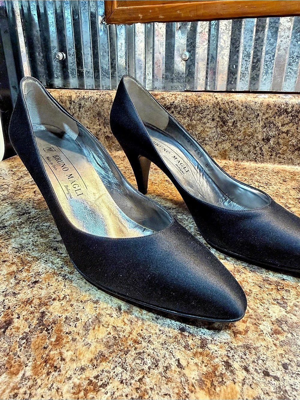 Bruno Magli Black Satin Pointed Toe Pumps Stiletto Heels Size 8 AAAA Narrow Ital